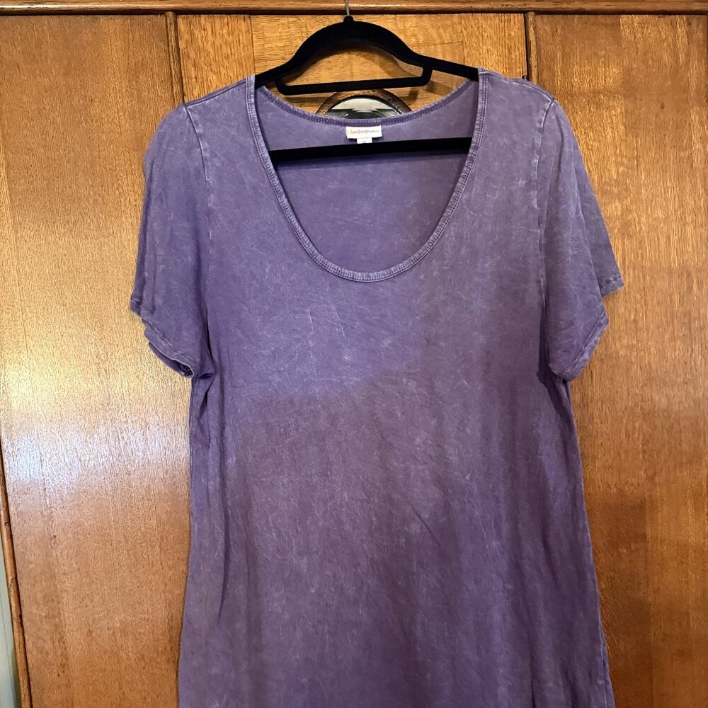 LuLaRoe Classic T XL, in acid wash Purple color